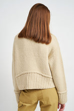 Load image into Gallery viewer, Ami Turtleneck